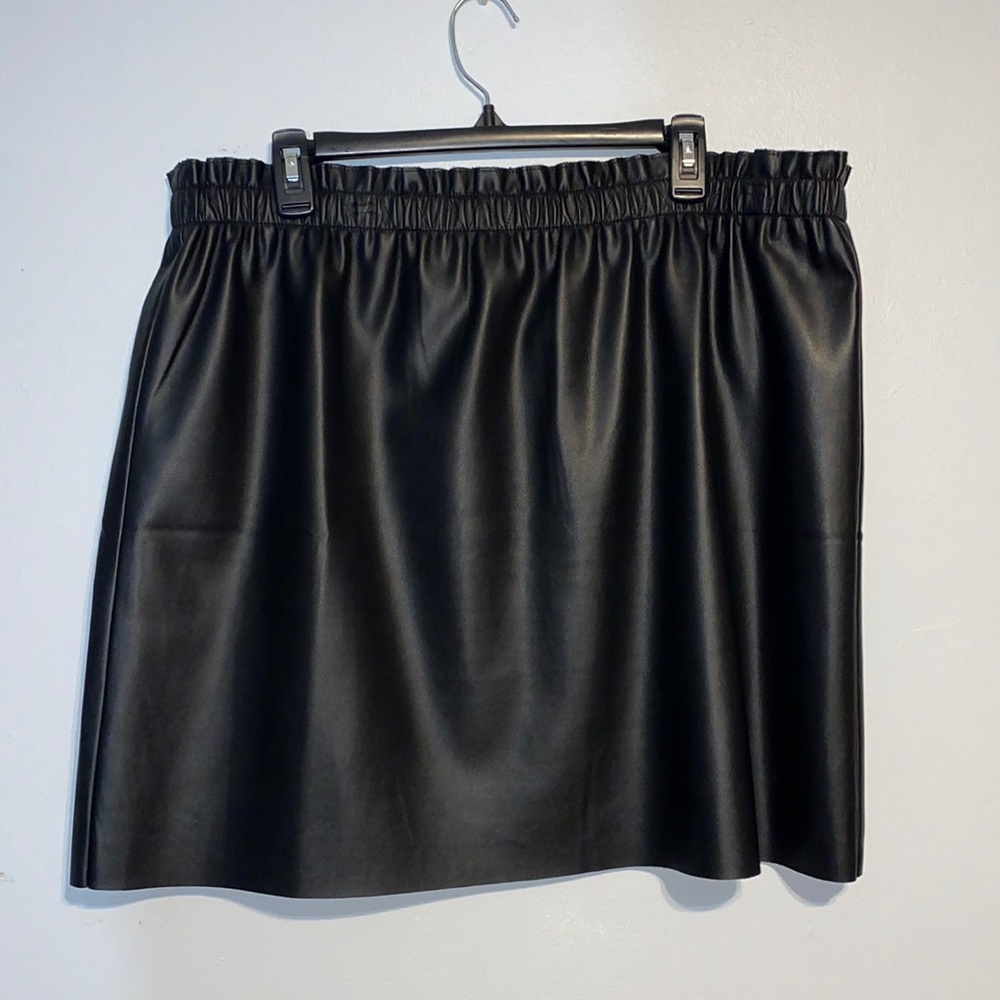 FAUX Leather Mini Skirt